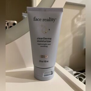 ClearDerma Moisturizer - Lightweight and Soothing - (USED ONCE)